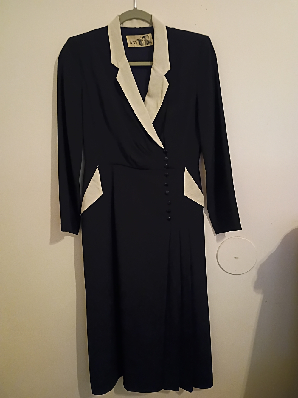 VTG Source Unknown Women's Black Midi Dress with Cream Trim Pleated Sz S